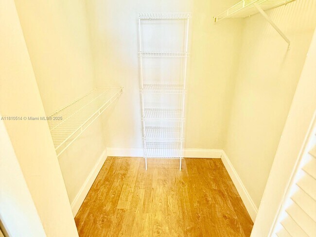 Building Photo - 1300 St Charles Pl