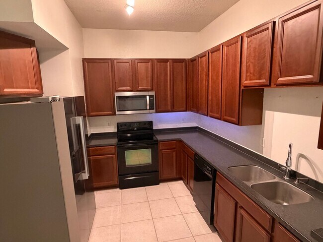 Building Photo - 7071 Deer Lodge Cir