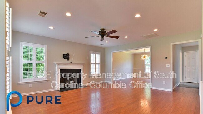 Building Photo - 229 Kenmore Park Dr