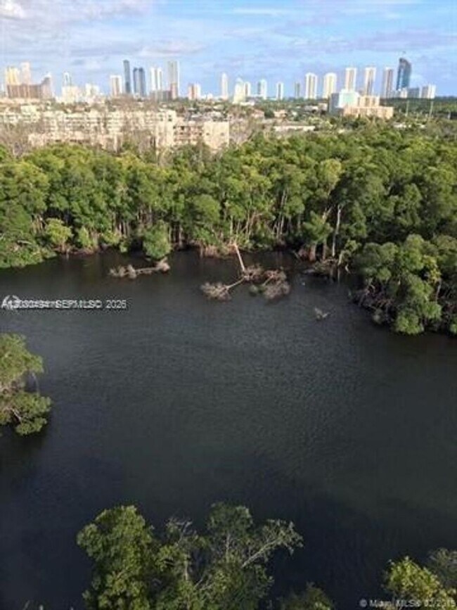Building Photo - 16385 Biscayne Blvd