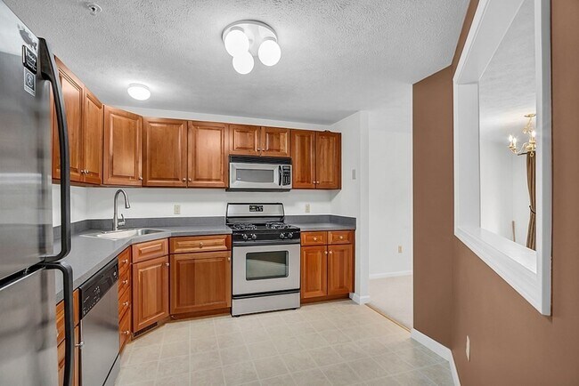 Building Photo - 30 Caspian Way