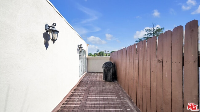 Building Photo - 22736 Cavalier St