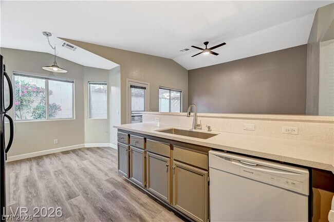 Building Photo - 2283 Ramsgate Dr