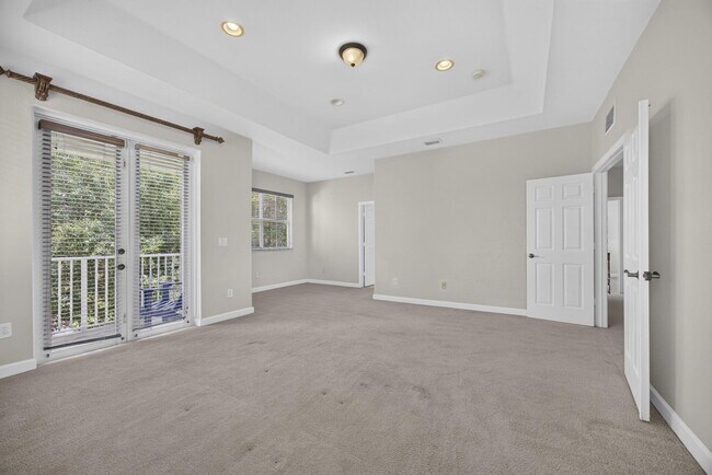 Building Photo - 10671 Old Hammock Wy
