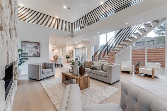 Building Photo - 3821 Beechwood Ln