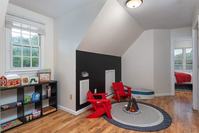 Building Photo - 2224 Brevard Rd