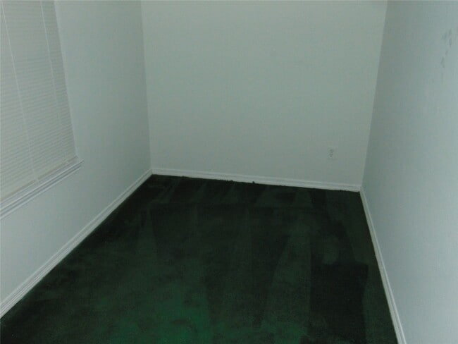 Building Photo - 8603 Rustling Leaves Dr