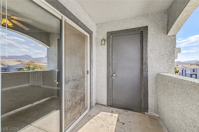 Building Photo - 6955 N Durango Dr