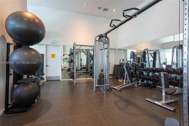 Building Photo - 1040 Biscayne Blvd