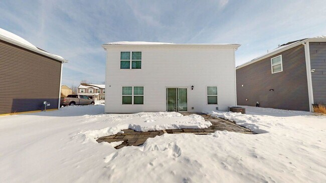 Building Photo - 3829 Genteel Dr