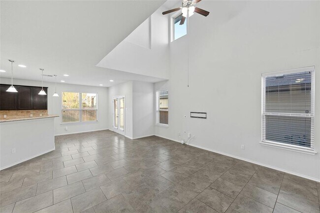 Building Photo - 9924 Milla Cir
