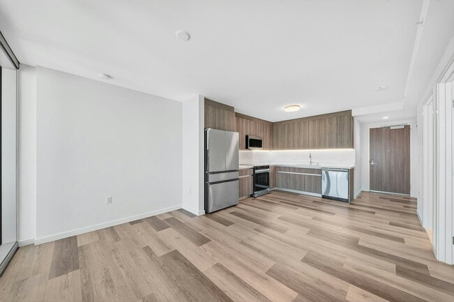 Building Photo - 1500 Rycroft St