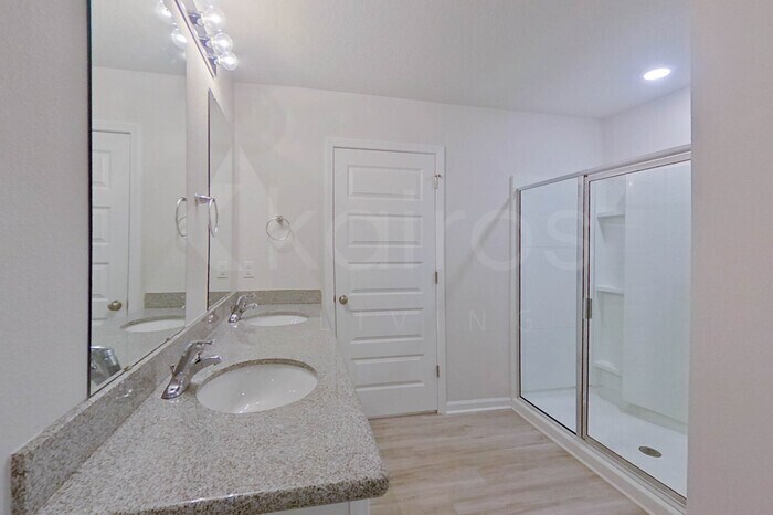 Building Photo - 312 Monarch Ln