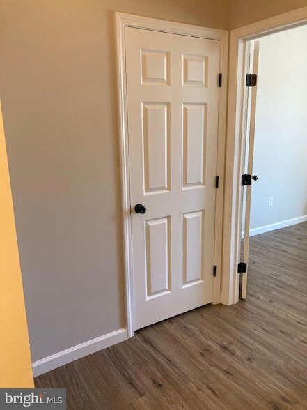 Building Photo - 376 E Main St