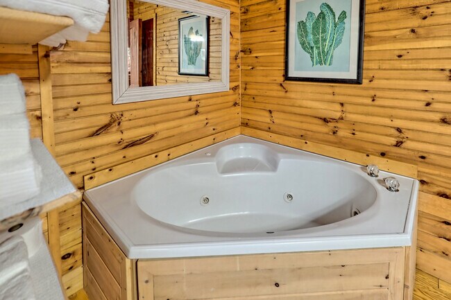 Building Photo - 266 Peaceful Waters Cir