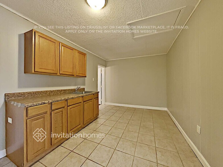 Building Photo - 3984 Eric Ct