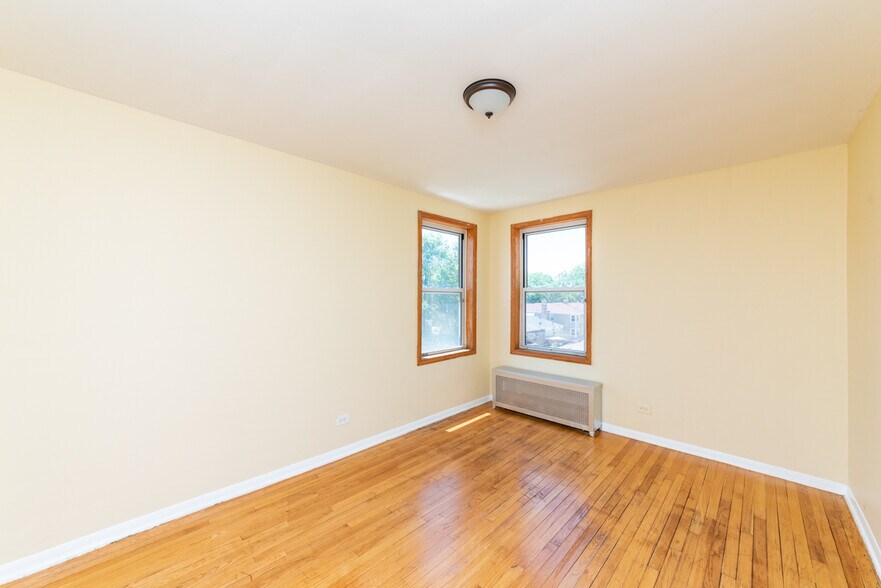 Building Photo - 2625 W Fitch Ave