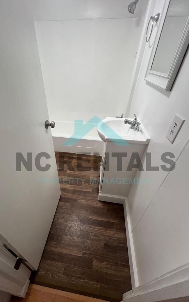 Building Photo - 2214 Noahtown Rd