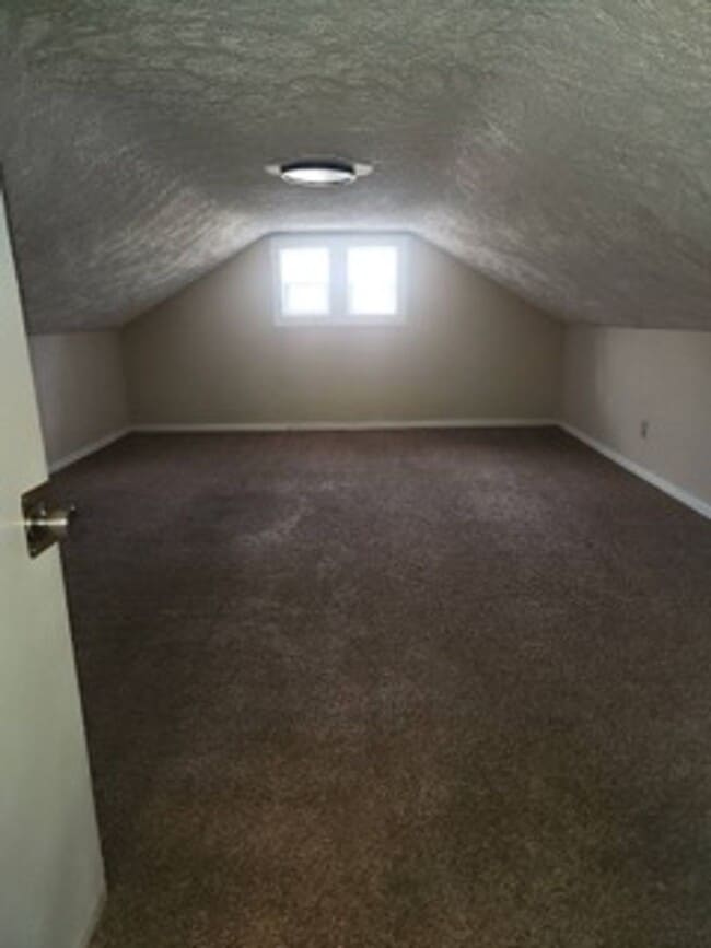 Building Photo - BELOW MARKET RENT!