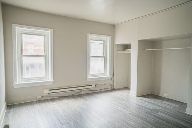 Building Photo - Spacious 3-Bedroom Home with Brand-New Appliances – Available Now in Allentown!