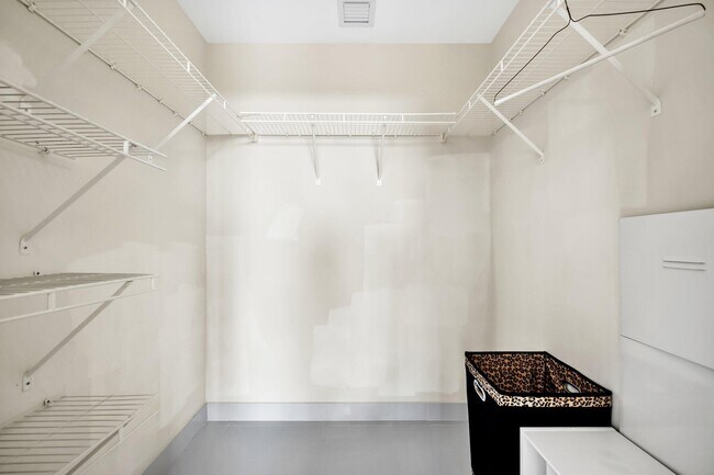 Building Photo - 550 Okeechobee Blvd