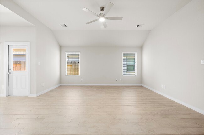 Building Photo - 19027 Rising Mesquite St