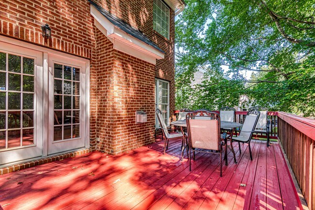Building Photo - 7111 Weddington Brook Dr