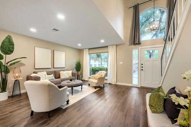 Building Photo - 13104 Tilder Dr
