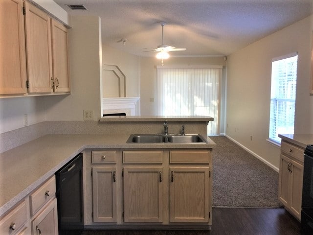 Building Photo - 1819 Harbor Island Dr