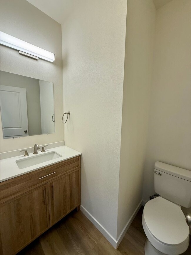 Building Photo - 1817 Spokane