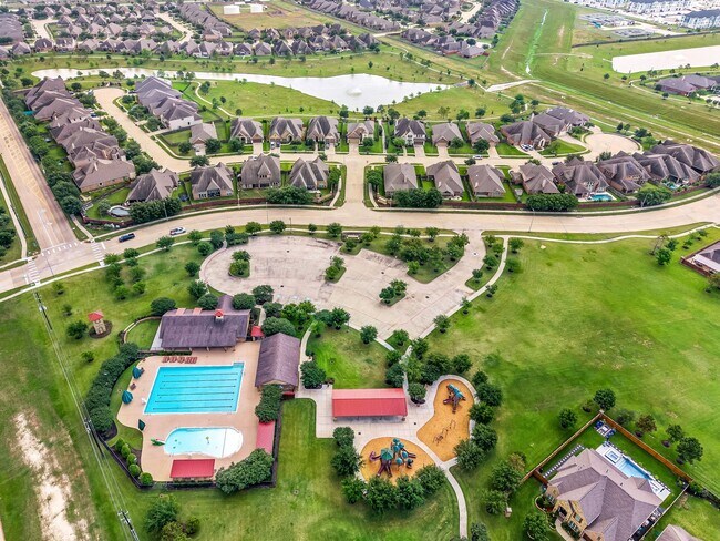 Building Photo - 4323 Cobalt Cross St