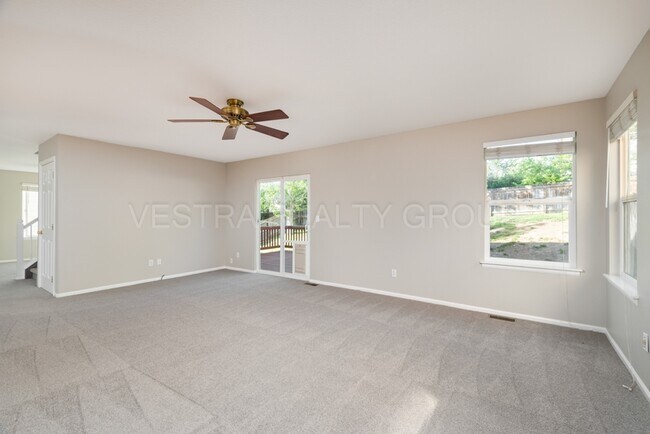 Building Photo - 5524 S Rome Way
