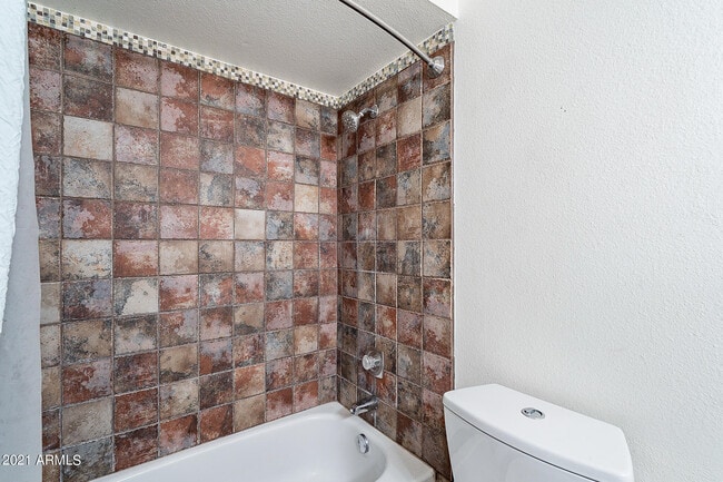 Building Photo - 4353 E Pearce Rd