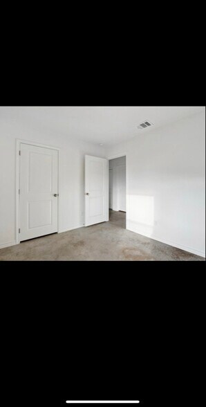 Building Photo - 1289 Lehmann Dr