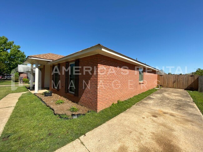 Building Photo - Home for rent in Montgomery!!! Available NOW!!!