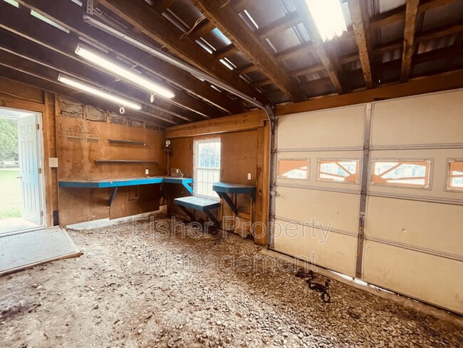 Building Photo - 1500 Rustling Cedar Ln