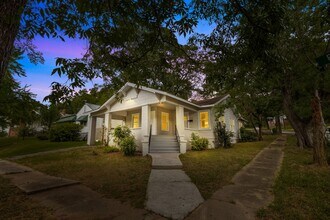 Building Photo - Stunning Newly Remodeled Birmingham Home