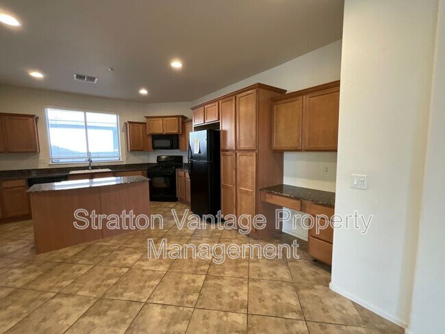 Building Photo - 18471 Verdin Rd