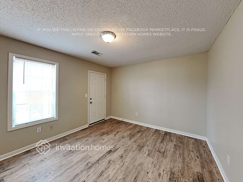 Building Photo - 780 Remington Cir