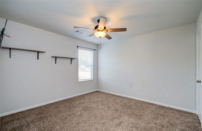 Building Photo - 3504 Cannon Dr