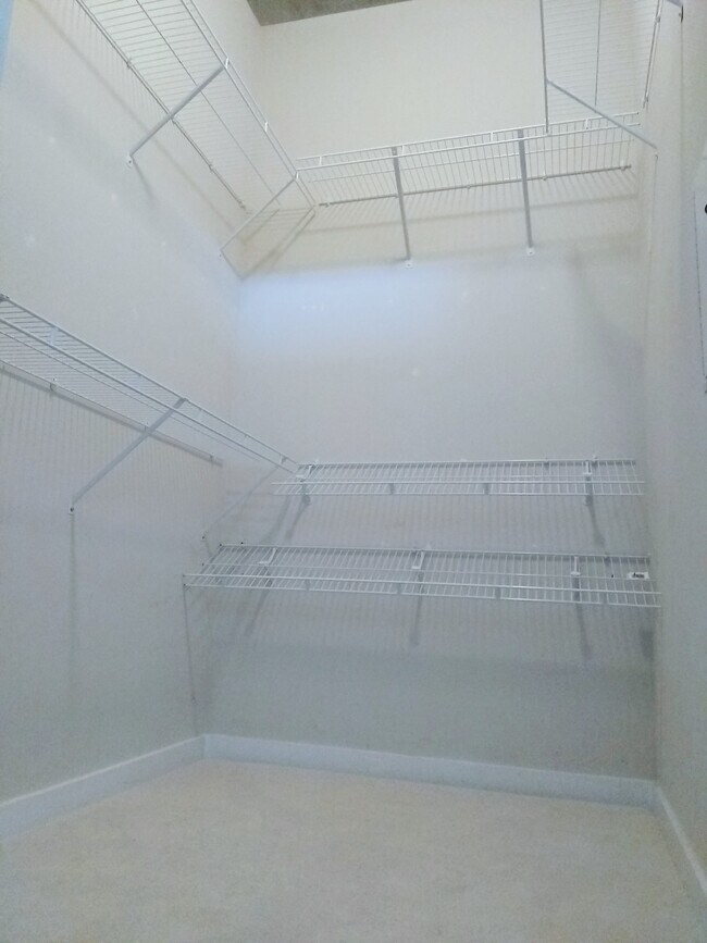 Building Photo - 400 W Peachtree St NW