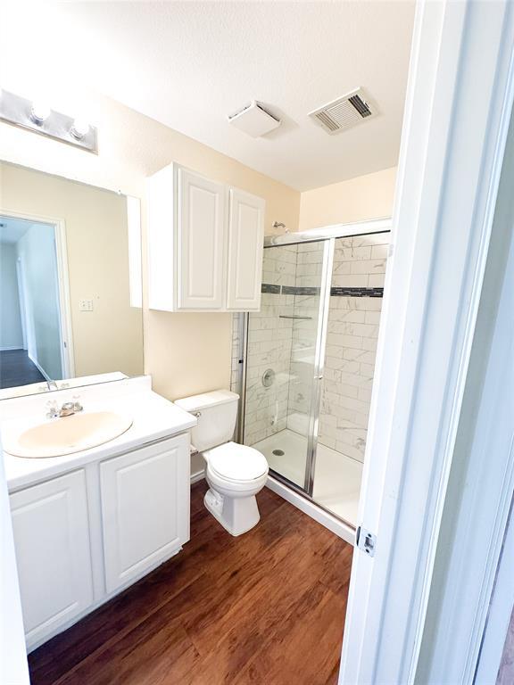 Building Photo - 303 Wegstrom St