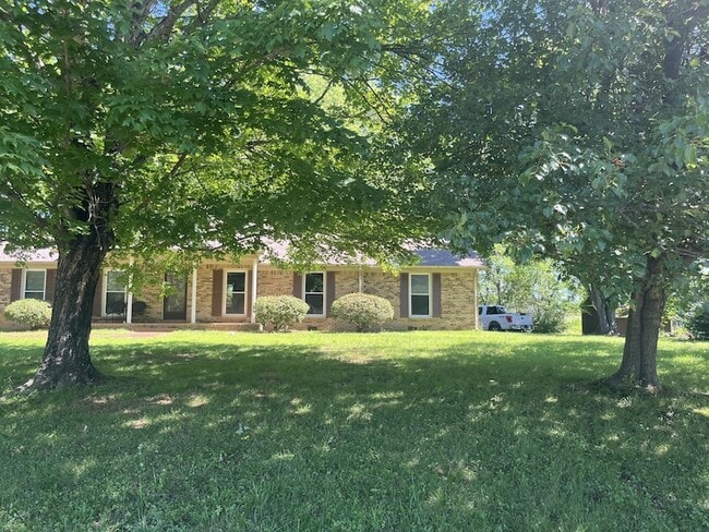 Primary Photo - 1334 Chippendale Cir