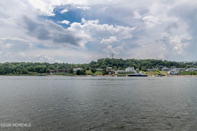 Building Photo - 2 Via Ripa Wy