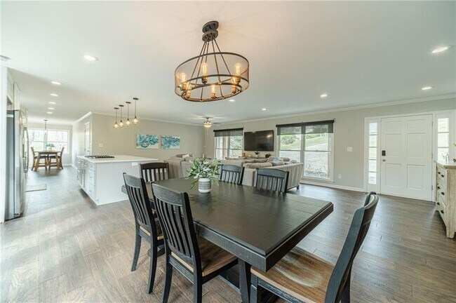 Building Photo - 691 Harbor Cove