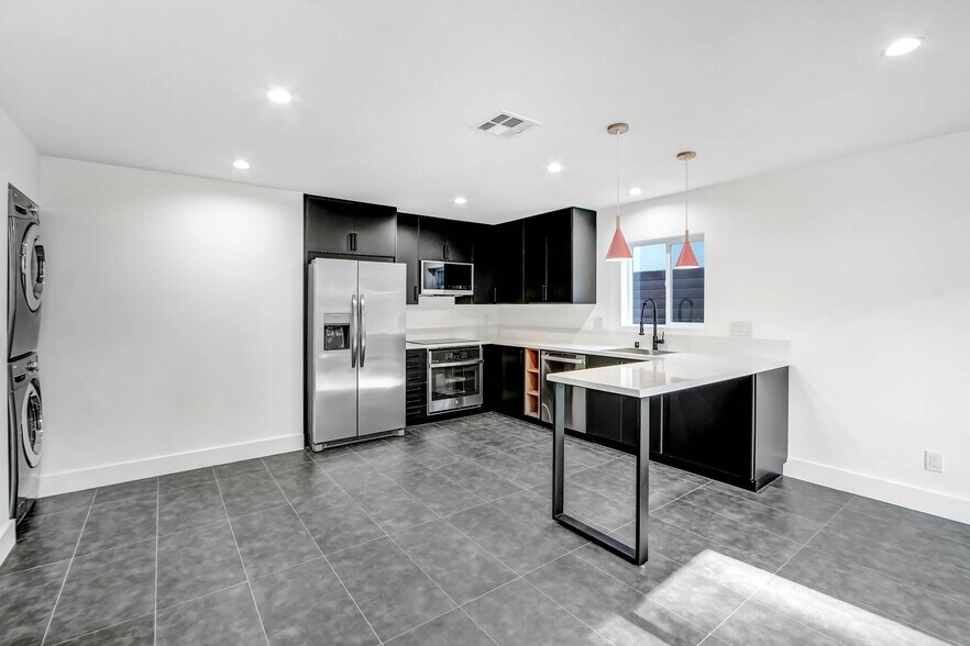 Building Photo - 1004 Farnam St