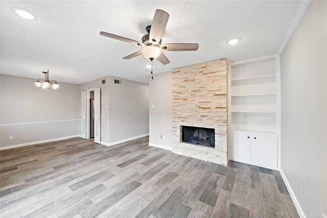 Building Photo - 14256 Misty Meadow Ln