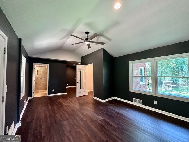 Building Photo - 2475 Hogan Rd