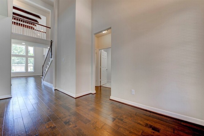 Building Photo - 27502 Wilson Run Ln