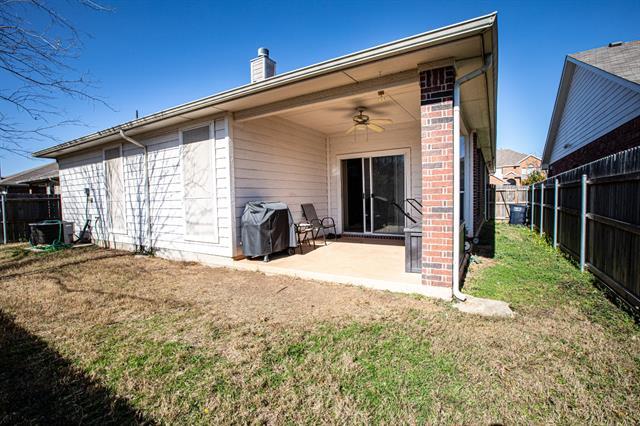Building Photo - 2512 Priscella Dr
